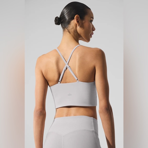 ALO YOGA | ✨NEW✨ Washed Alosoft Highlight Bra in Grey Sky Wash - Picture 4 of 7